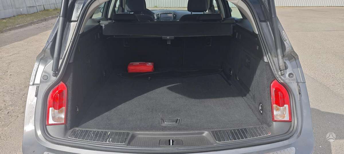 Opel Insignia, 2.0 l., Универсал