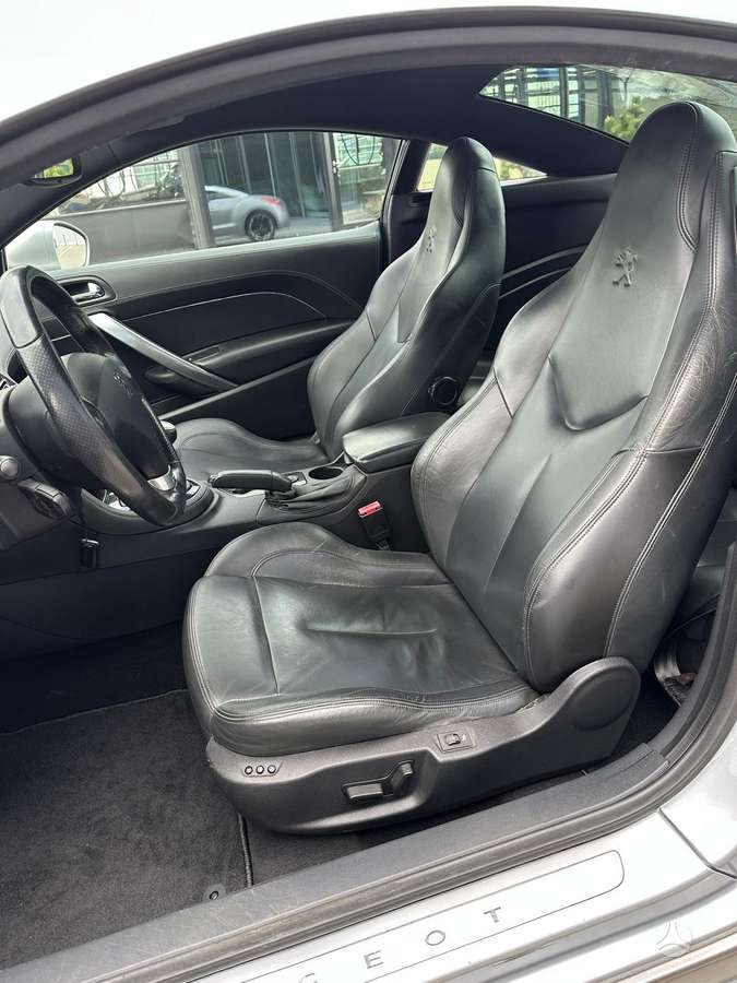 Peugeot RCZ - 9