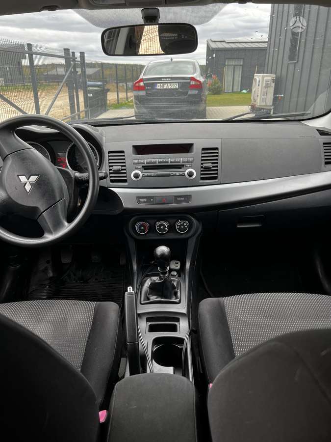 Mitsubishi Lancer, 2.0 l., Хэтчбек