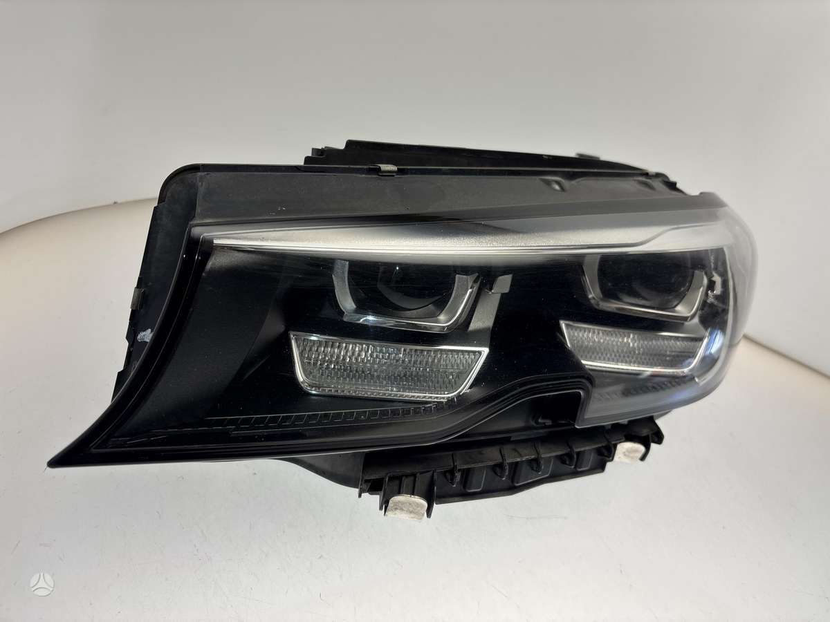 BMW 3 serija, 9481695, Cen30924