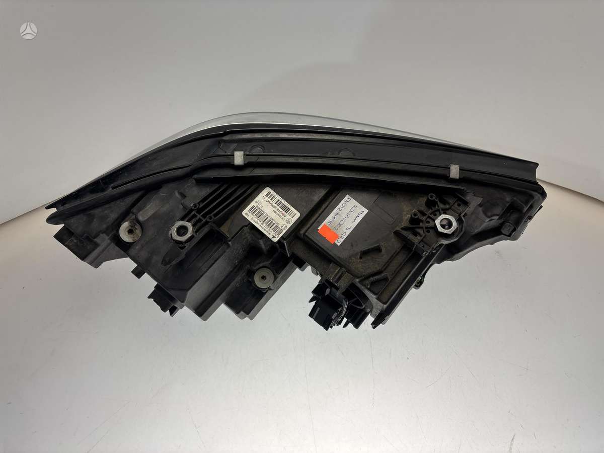 BMW 3 serija, 9481695, Cen30924