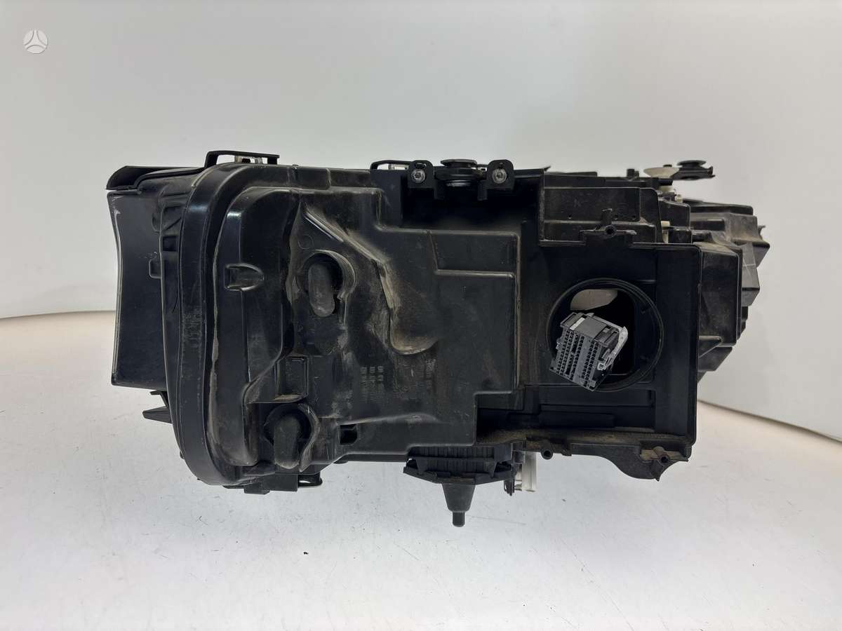 BMW 5 serija, 5A26FA4, Cen30928