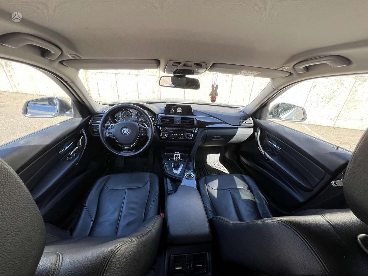 BMW 318, 2.0 l., wagon