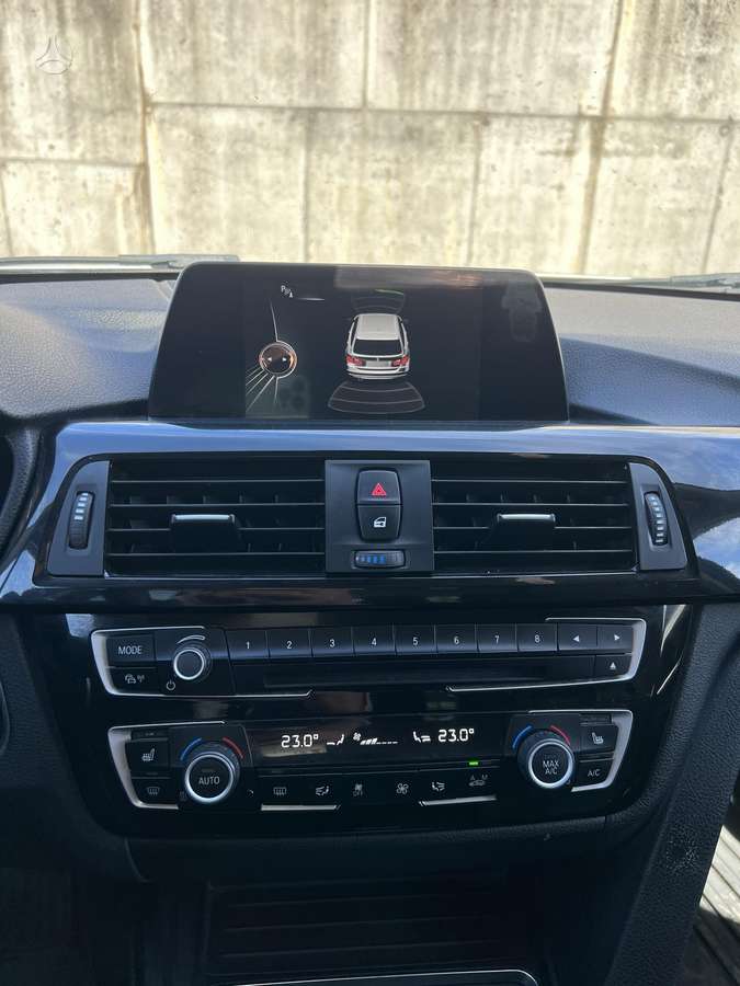 BMW 318, 2.0 l., wagon