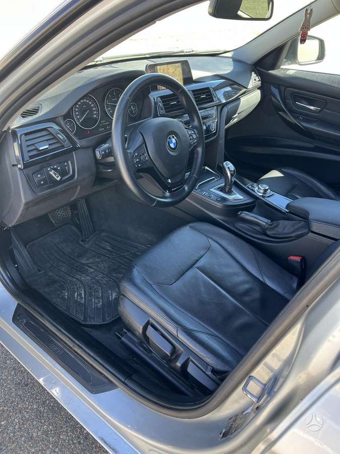 BMW 318, 2.0 l., wagon