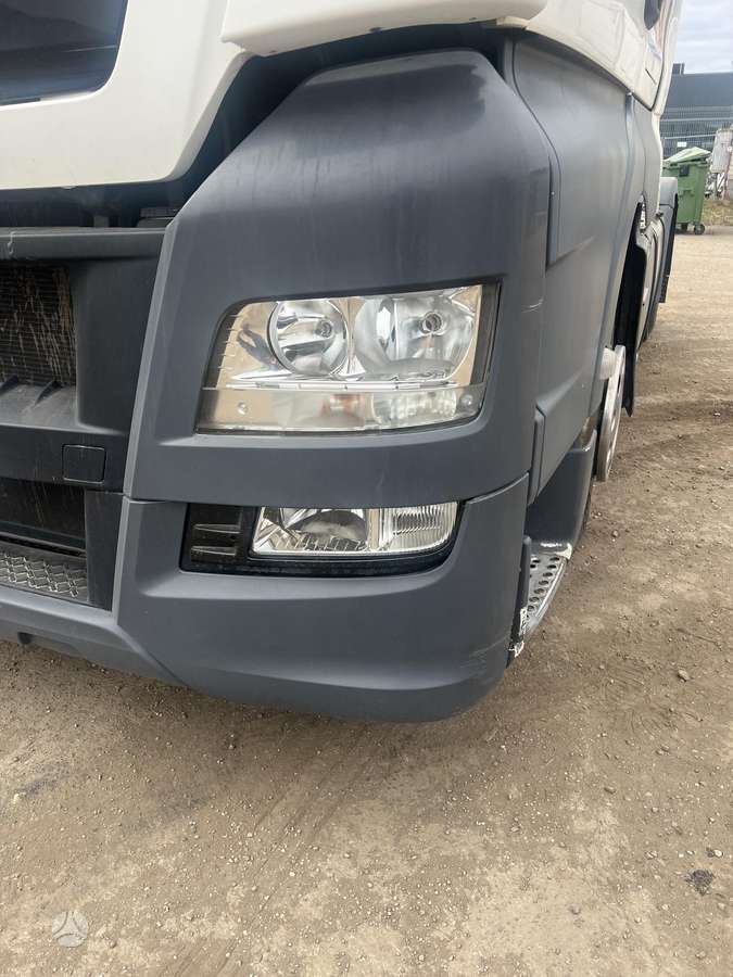 MAN TGX, double sleeper