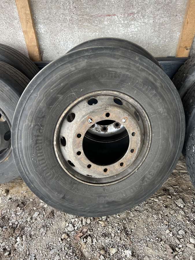 -Kita-, летние 295/80 R22,5