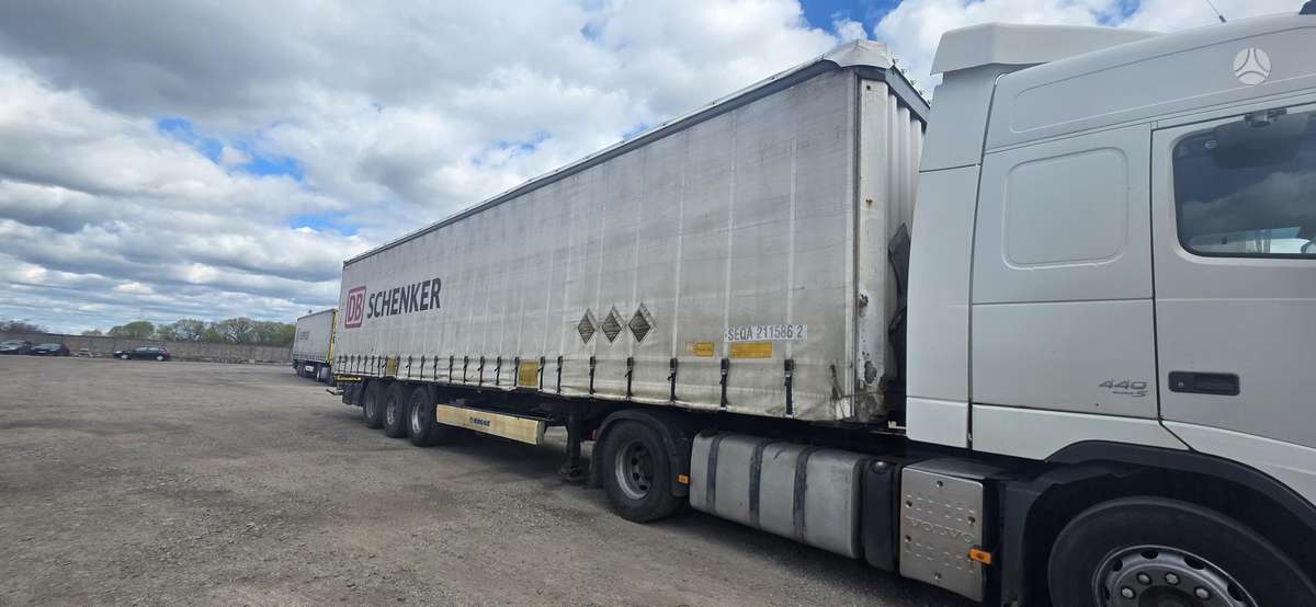 Krone, curtain / tarpaulin