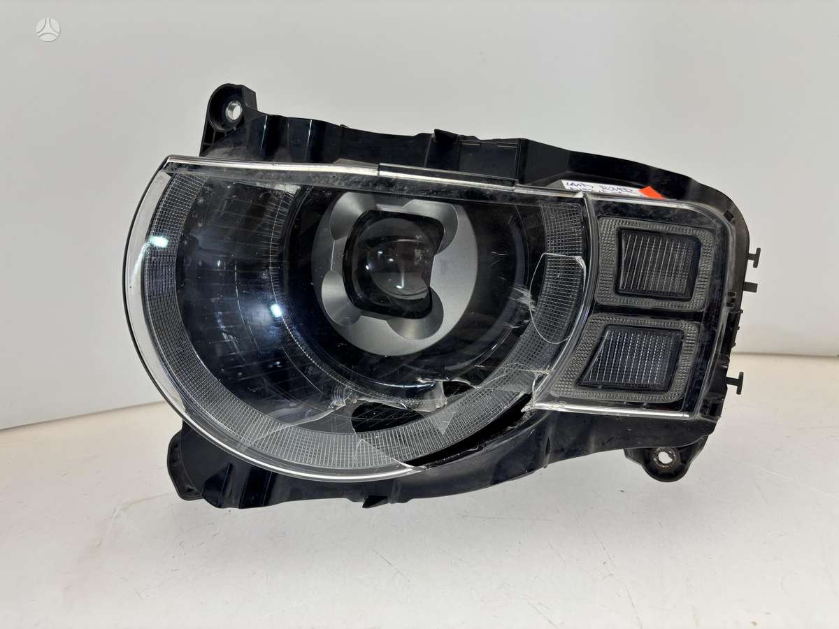 Land Rover Defender, L8B213W030HG, Cen30951