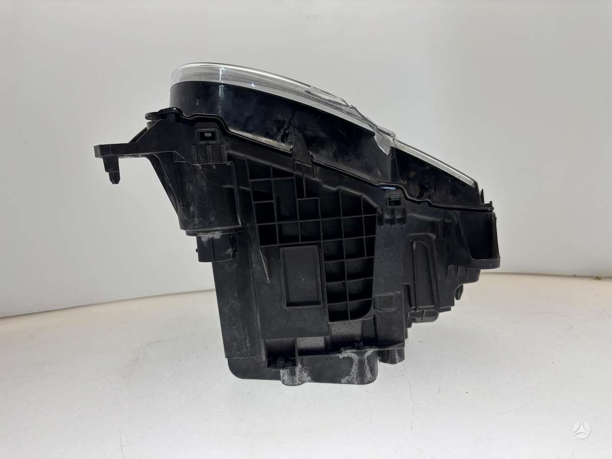 Land Rover Defender, L8B213W030HG, Cen30951