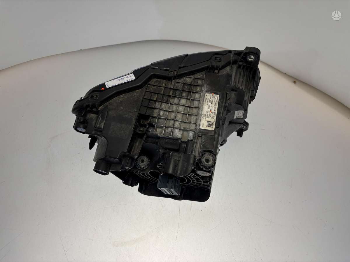 Land Rover Defender, L8B213W030HG, Cen30951