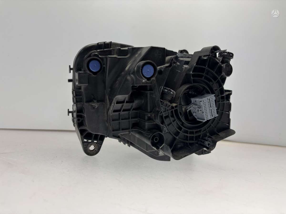 Land Rover Defender, L8B213W030HG, Cen30951