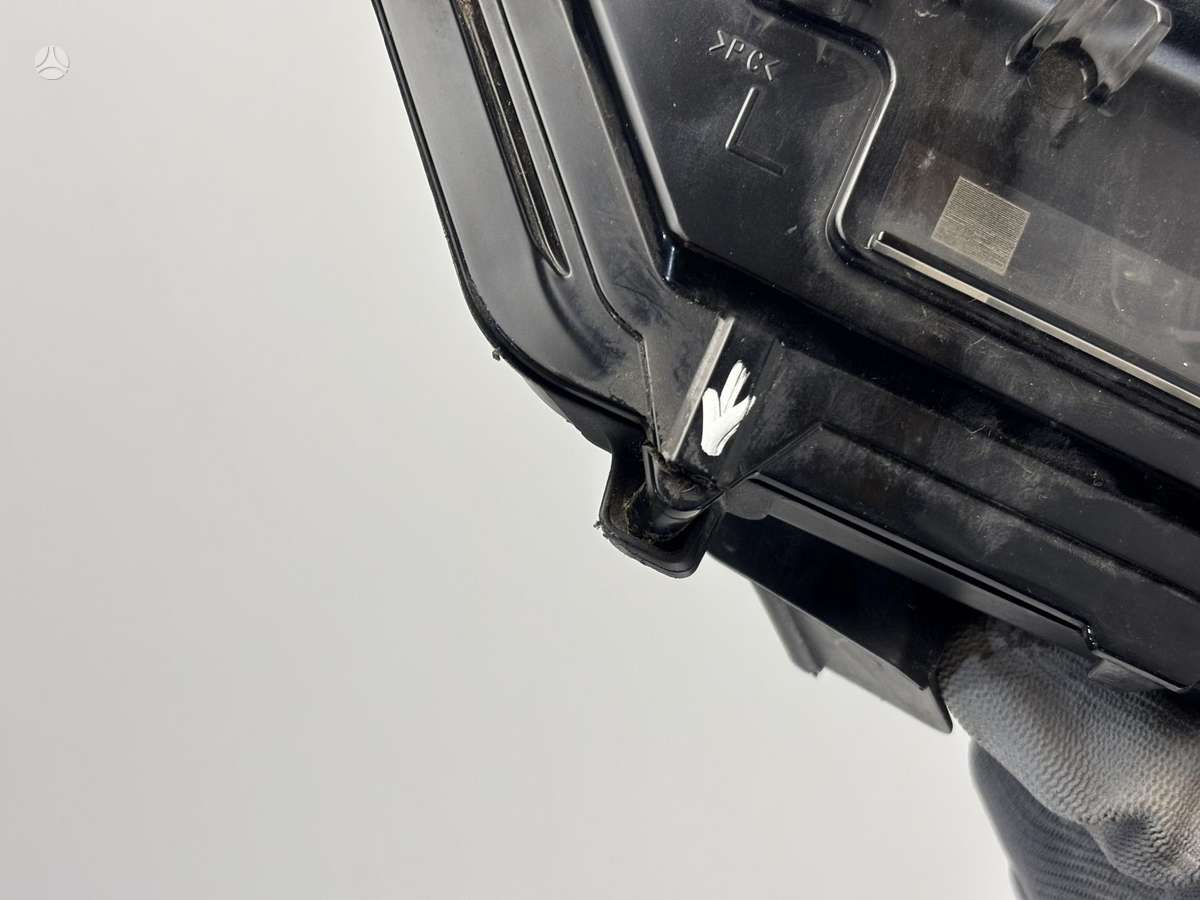 Lexus UX klasė Cen30956