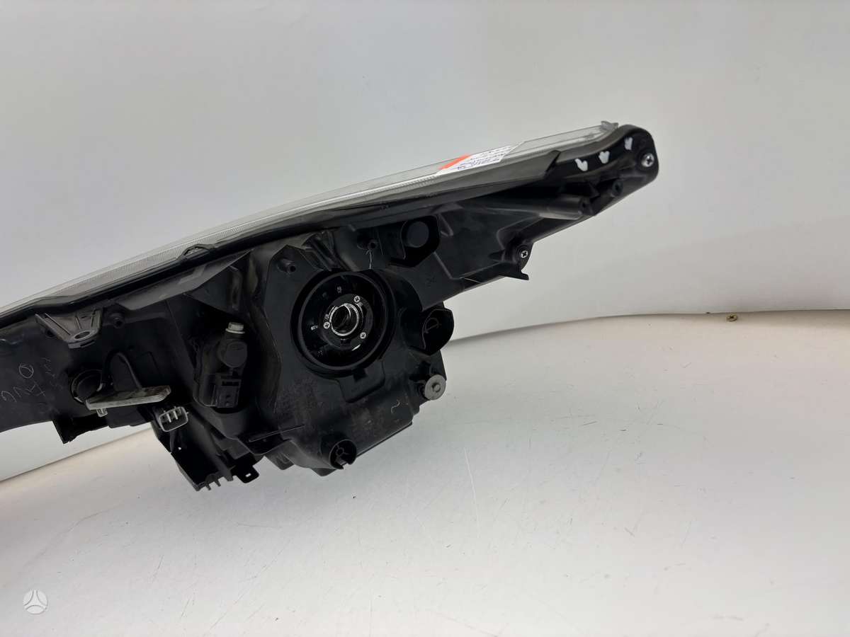 Toyota Avensis Cen30998