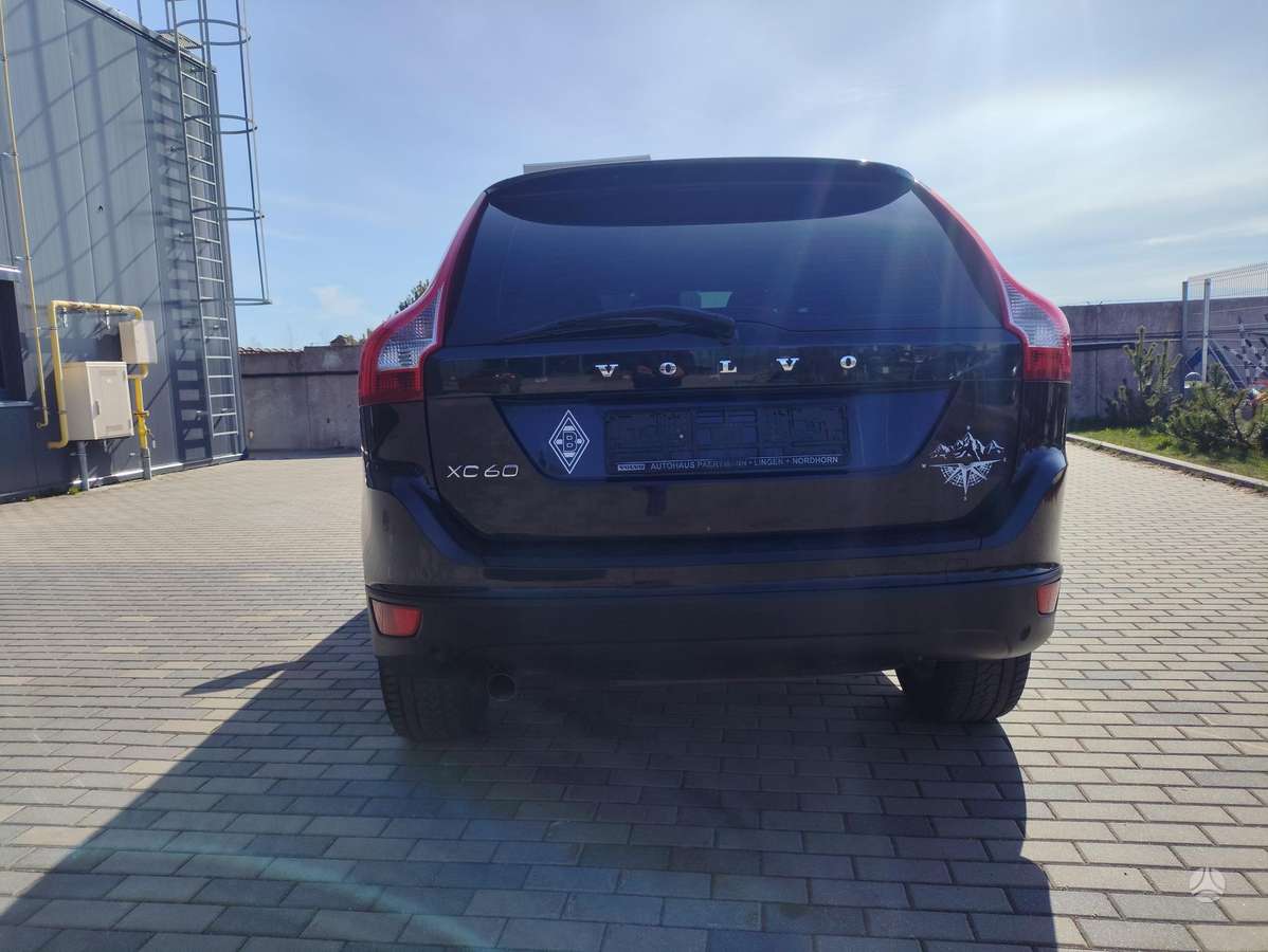 Volvo XC60 - 8