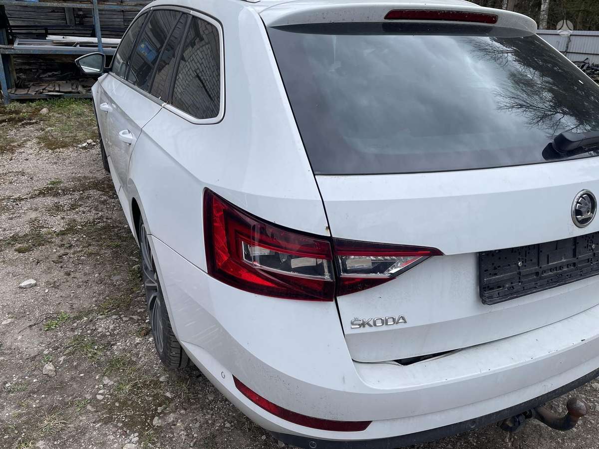 Skoda Superb по частям