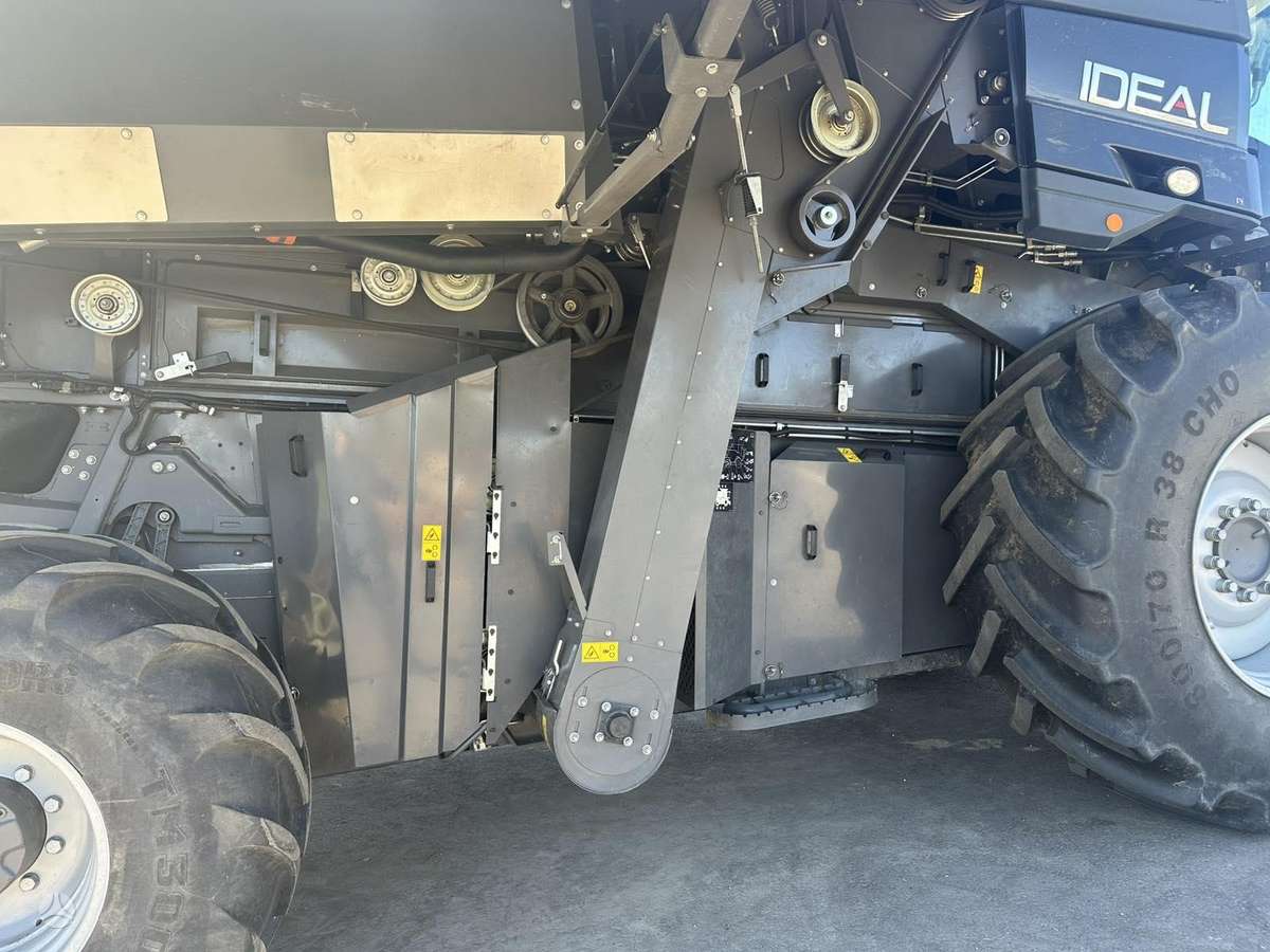 Massey Ferguson IDEAL 7, комбайны