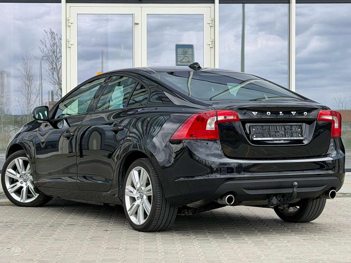 Volvo S60, 1.6 l., Седан