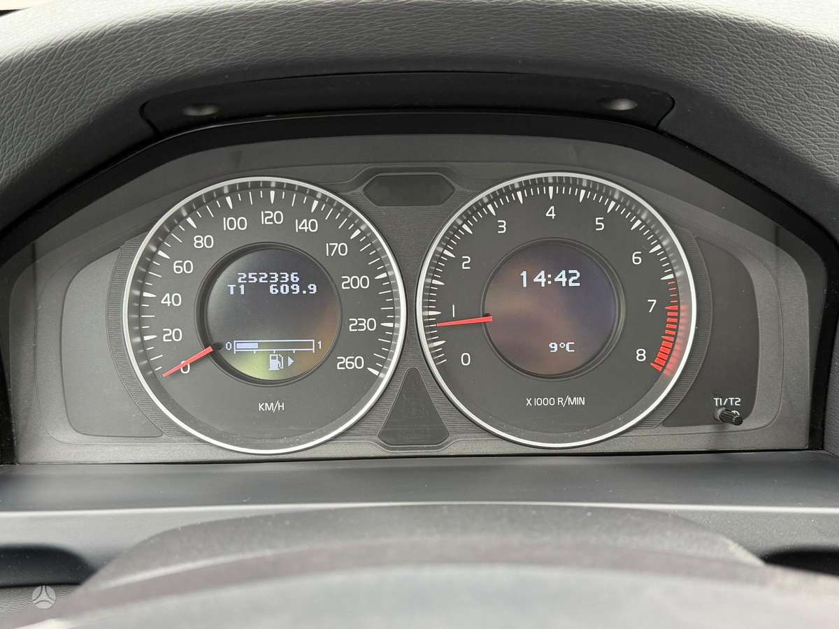 Volvo S60, 1.6 l., Седан
