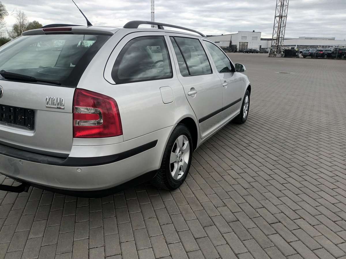 Škoda Octavia - 9