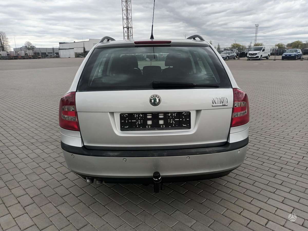 Škoda Octavia - 10