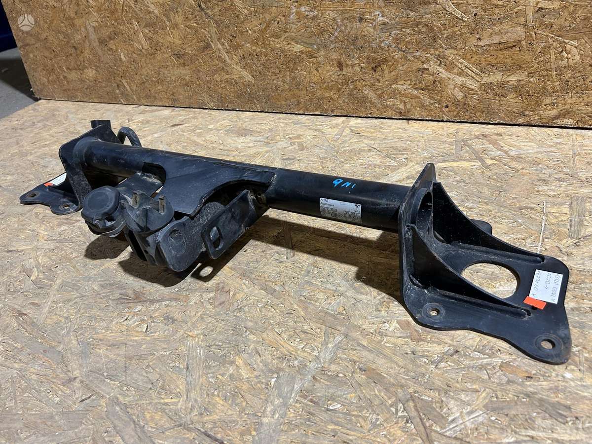 Tesla Model Y, 151441100F, Cen29983