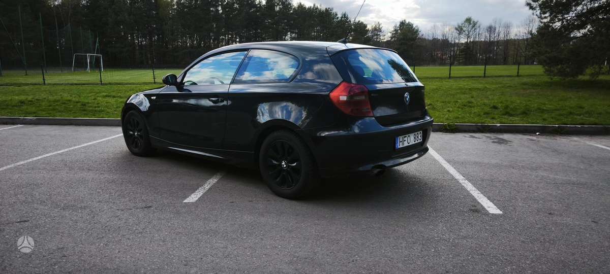 BMW 118, 2.0 l., hatchback