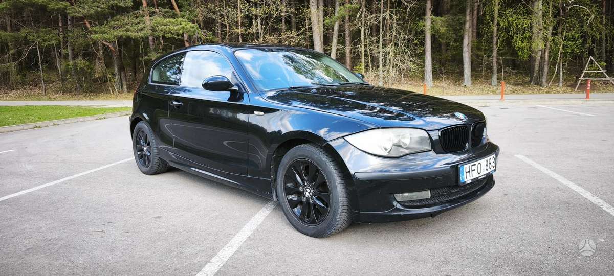 BMW 118, 2.0 l., hatchback