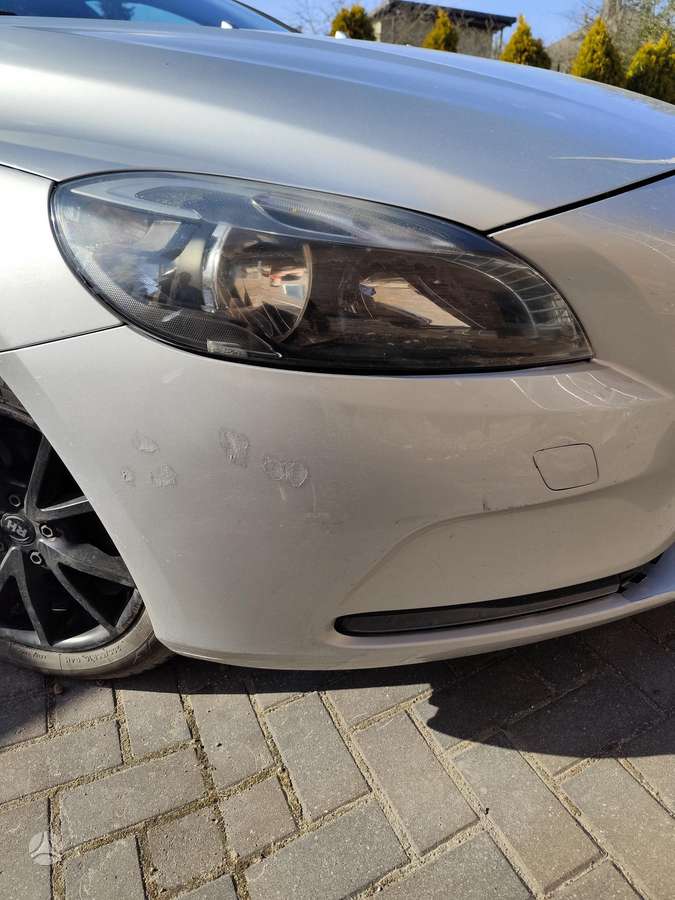 Volvo V40, 2.0 l., hatchback