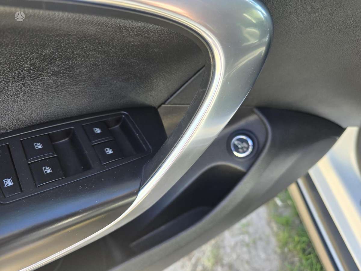 Opel Insignia, 2.0 l., Универсал