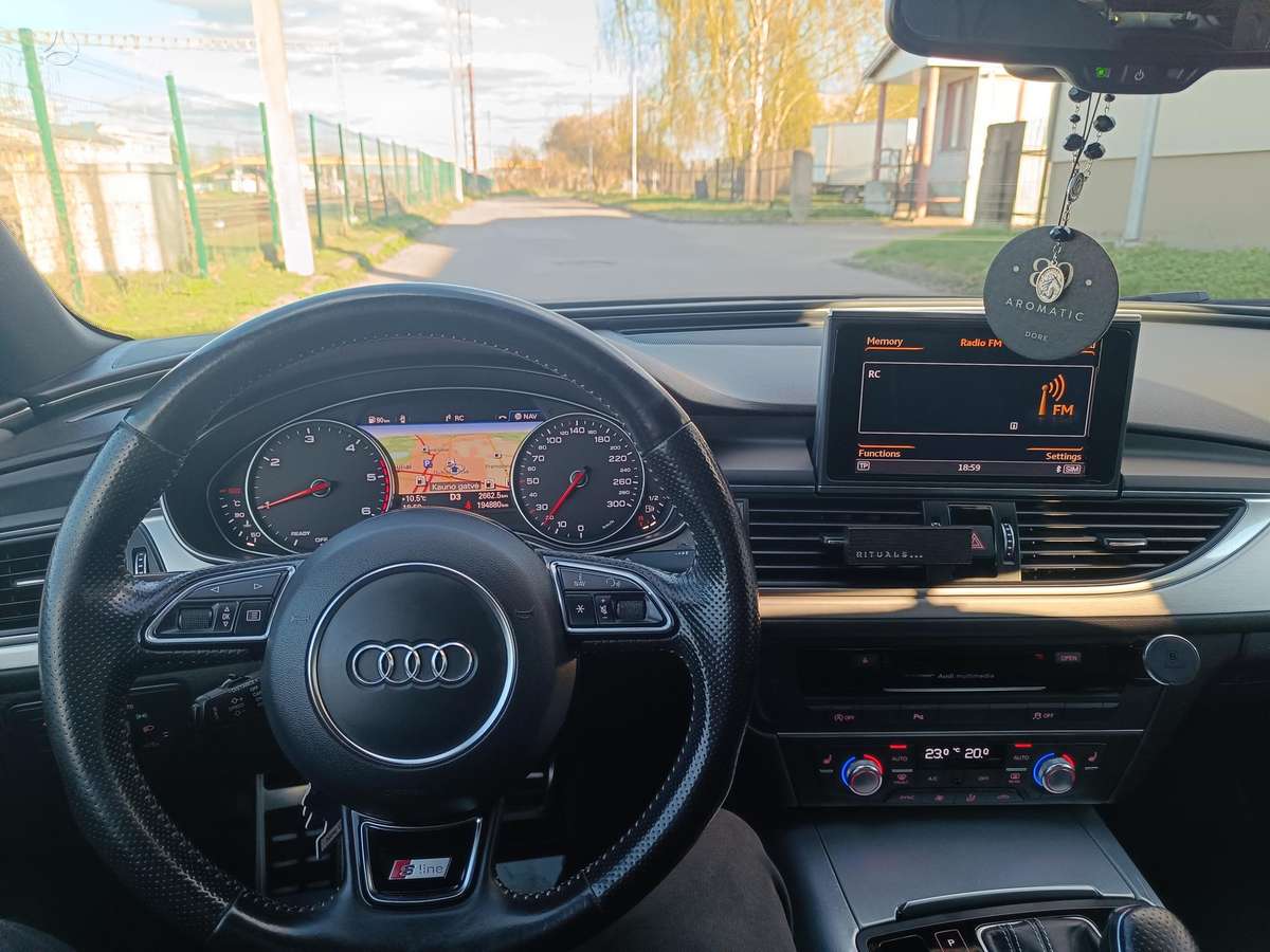 Audi A6, 3.0 l., Седан