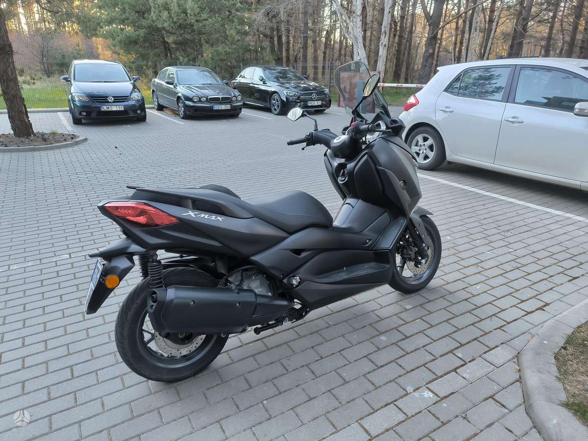 Yamaha XMAX 300 300cc, scooters / mopeds