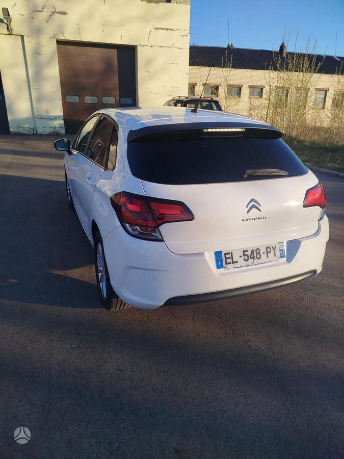 Citroen C4, 1.6 l., hatchback