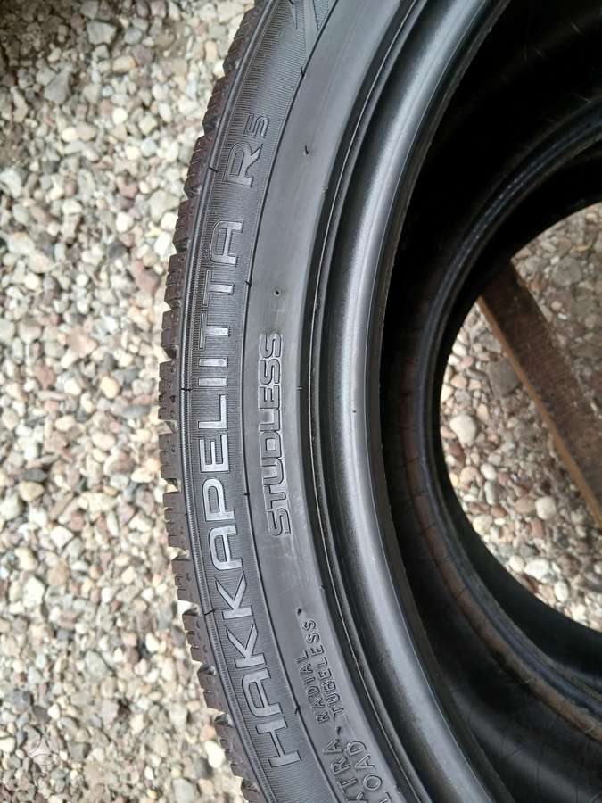 Nokian, universalios 255/40 R19