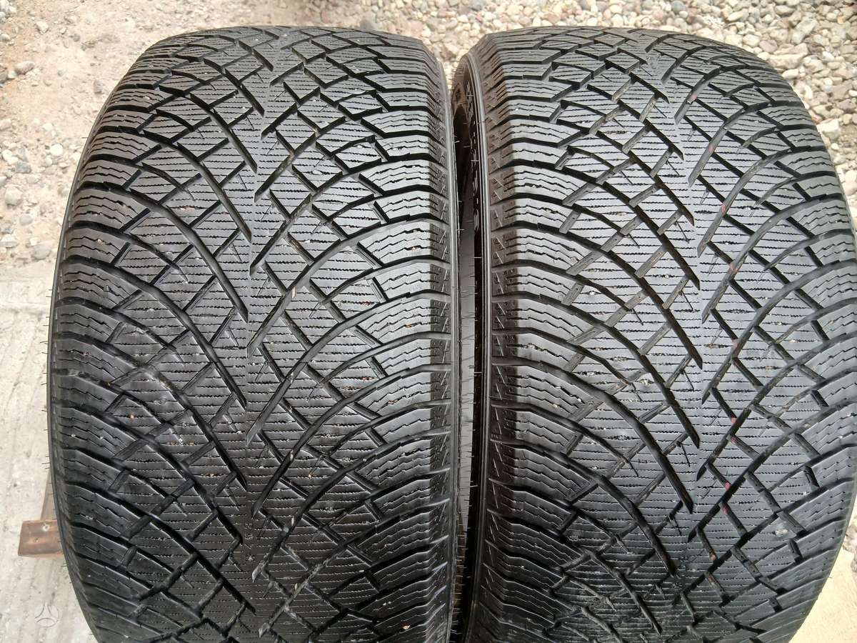 Nokian, universalios 255/40 R19