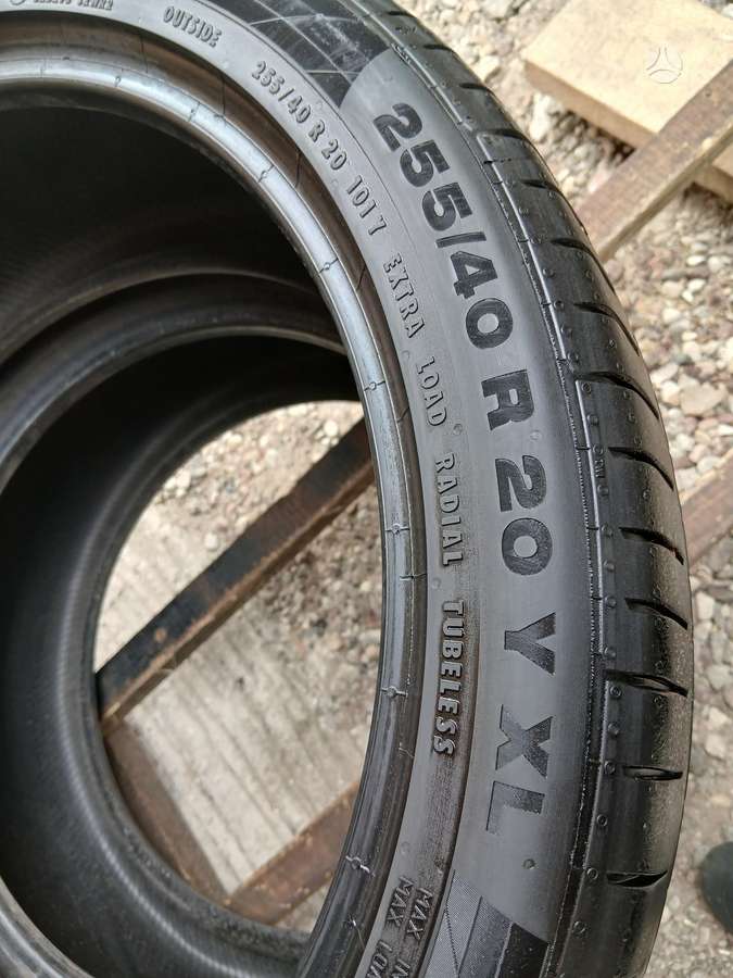 Continental, vasaras 255/40 R20