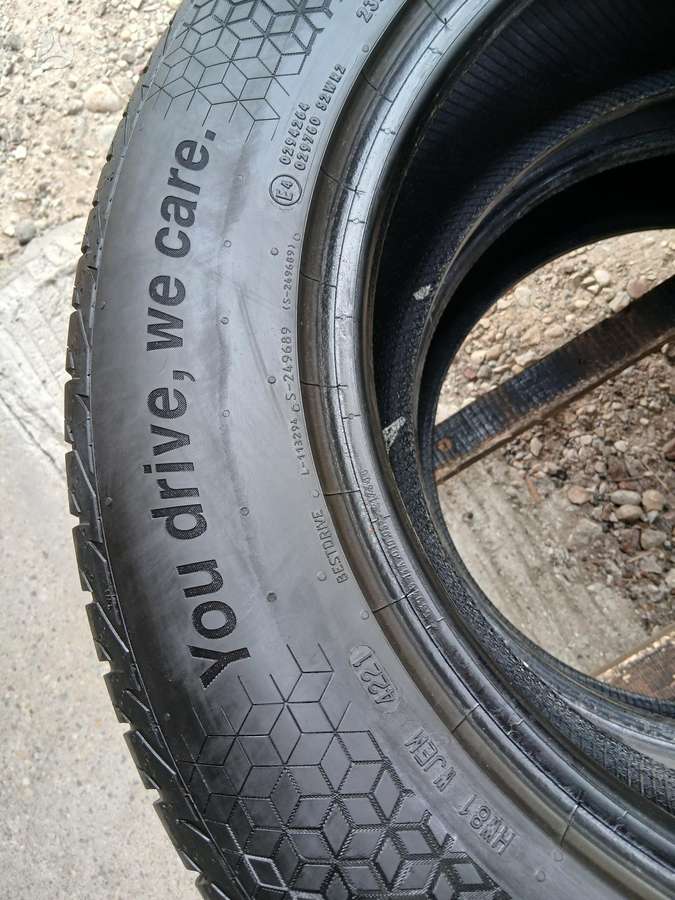 Black-Star, summer 235/65 R17