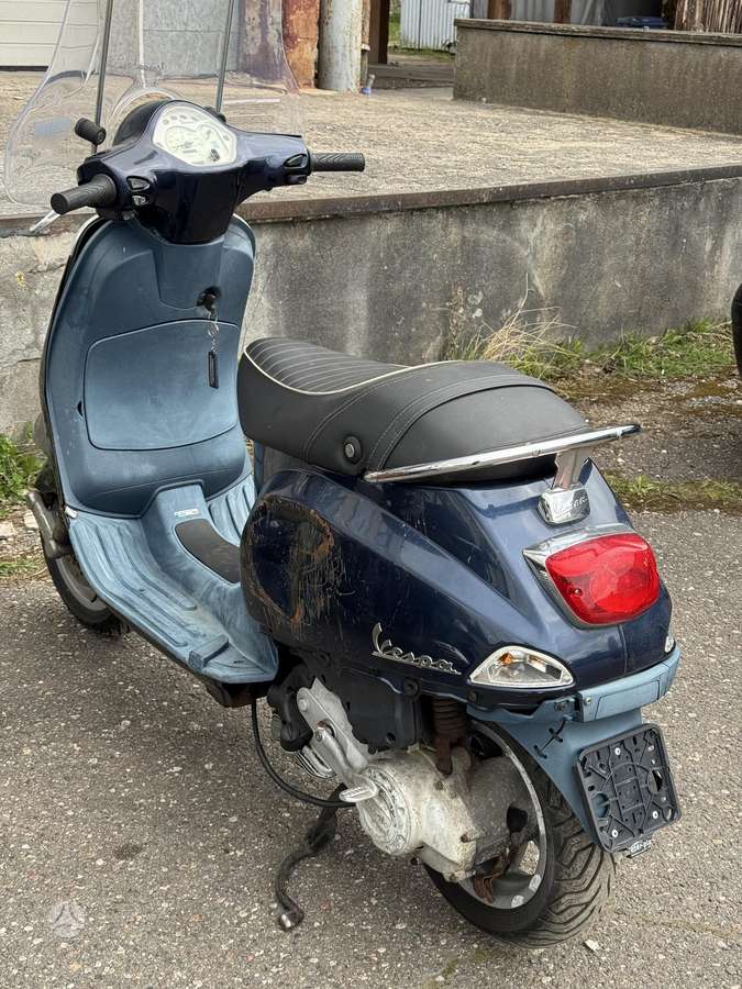 Piaggio Vespa 49cc, scooters / mopeds