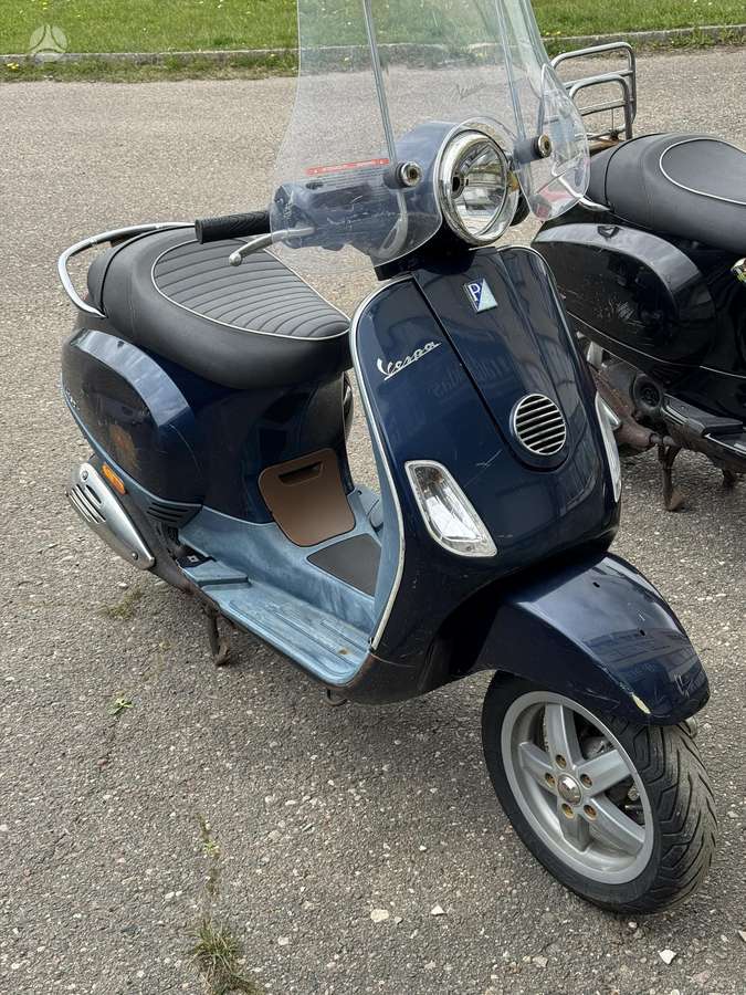 Piaggio Vespa 49cc, scooters / mopeds