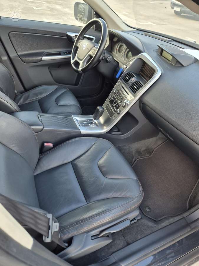 Volvo XC60 - 12