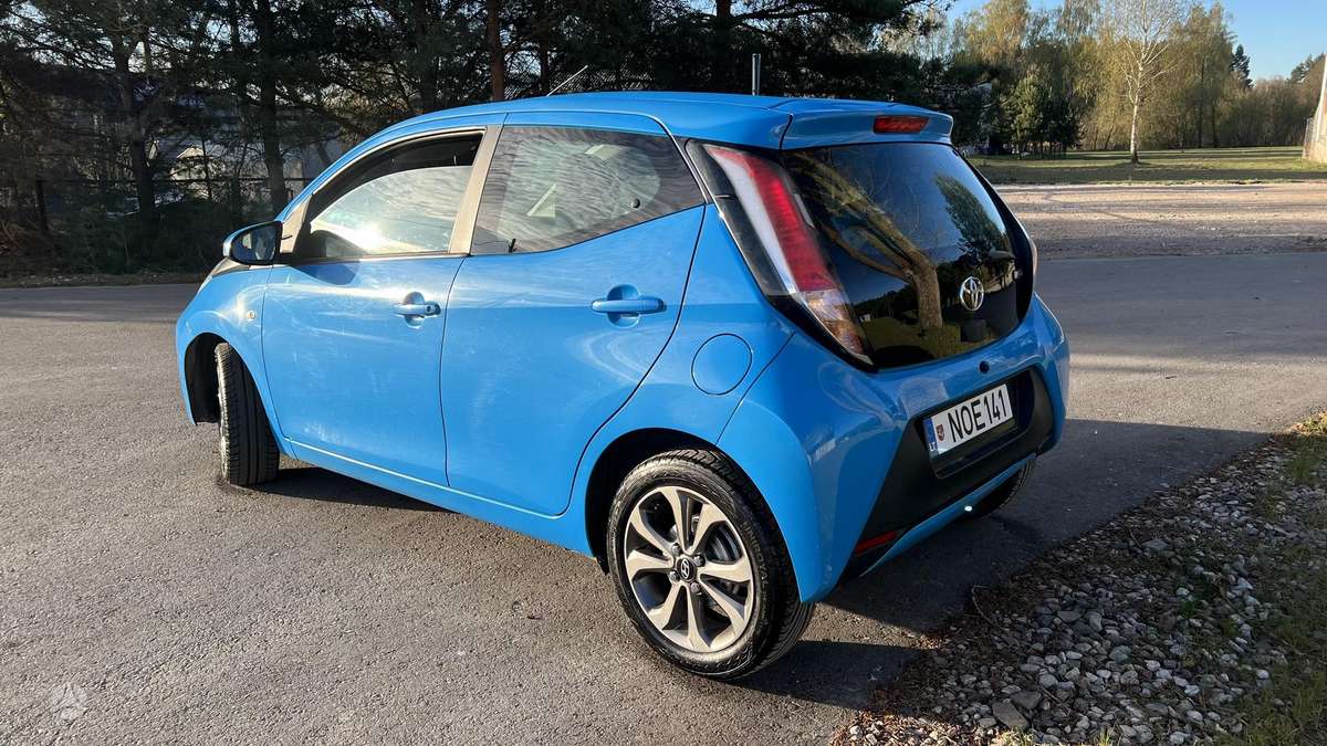 Toyota Aygo, 1.0 l., hatchback