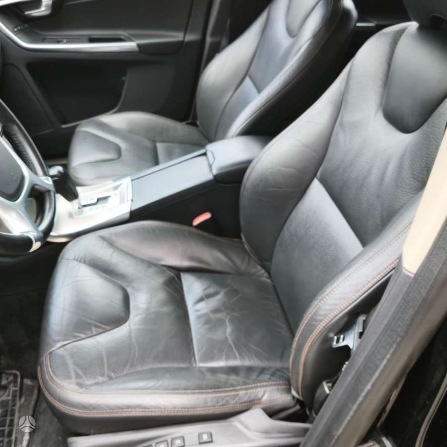 Volvo XC60 - 11