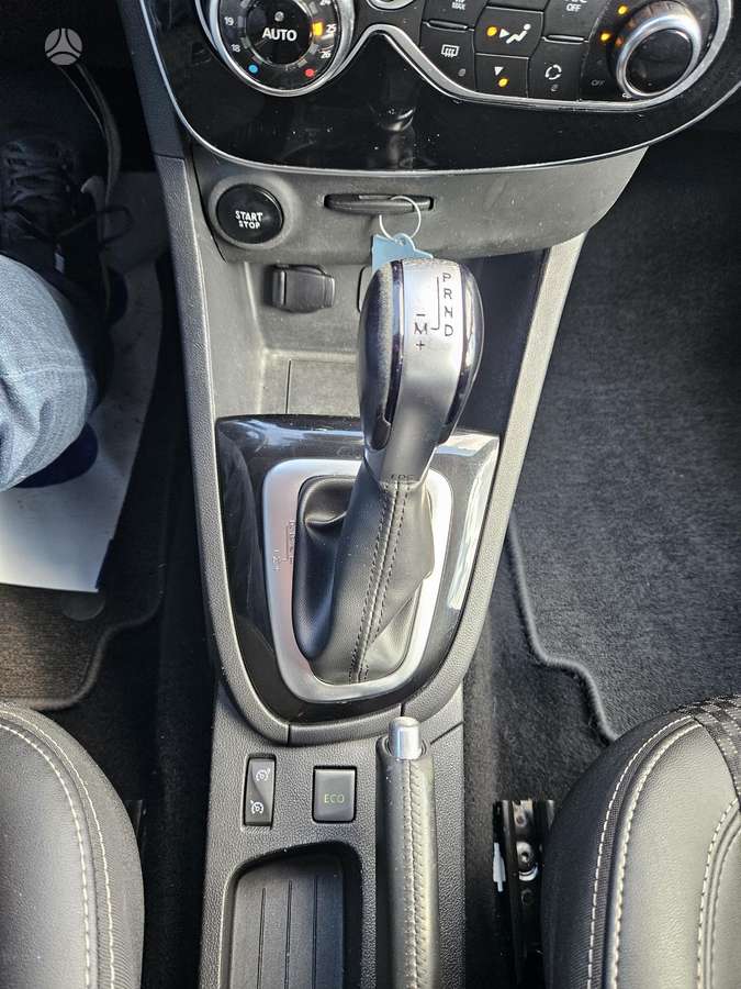 Renault Clio, 1.2 l., hatchback