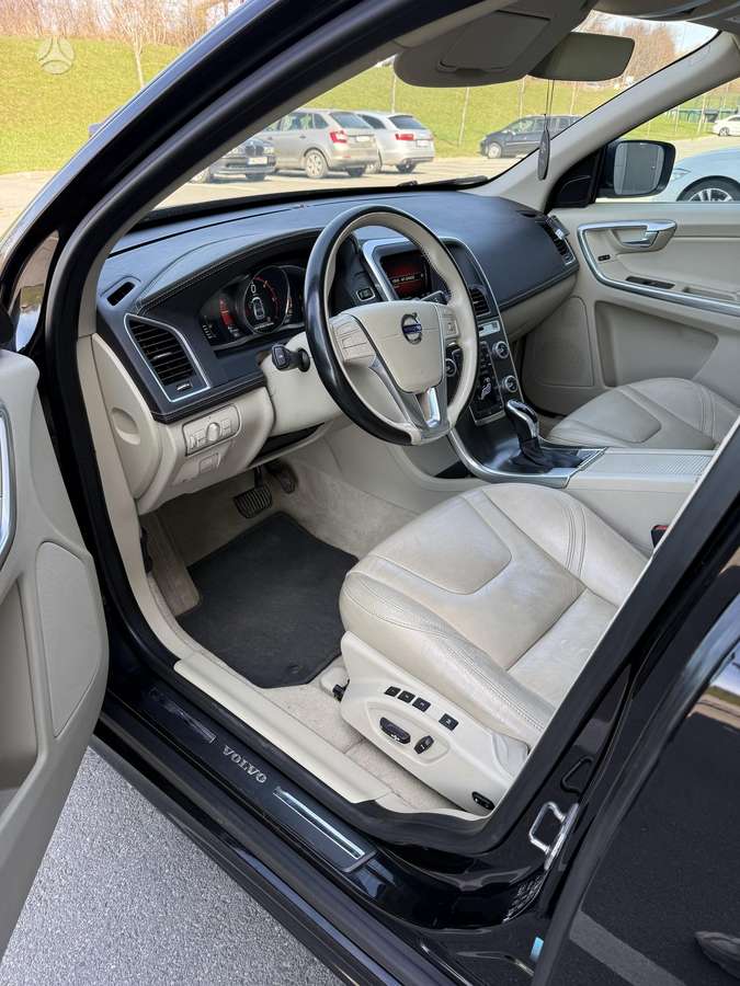 Volvo XC60 - 6