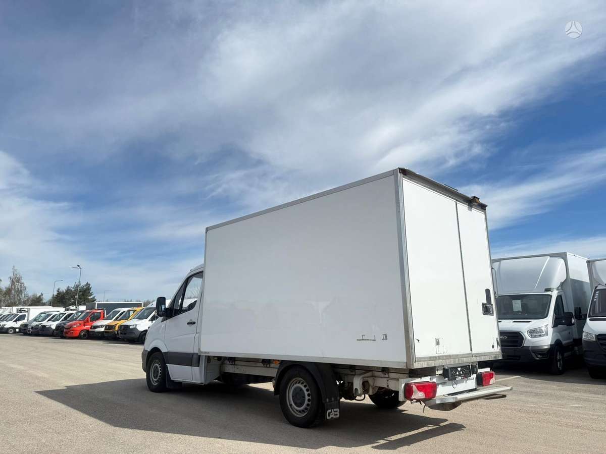 Mercedes-Benz Sprinter, cargo van