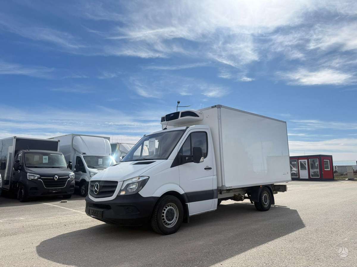 Mercedes-Benz Sprinter, cargo van
