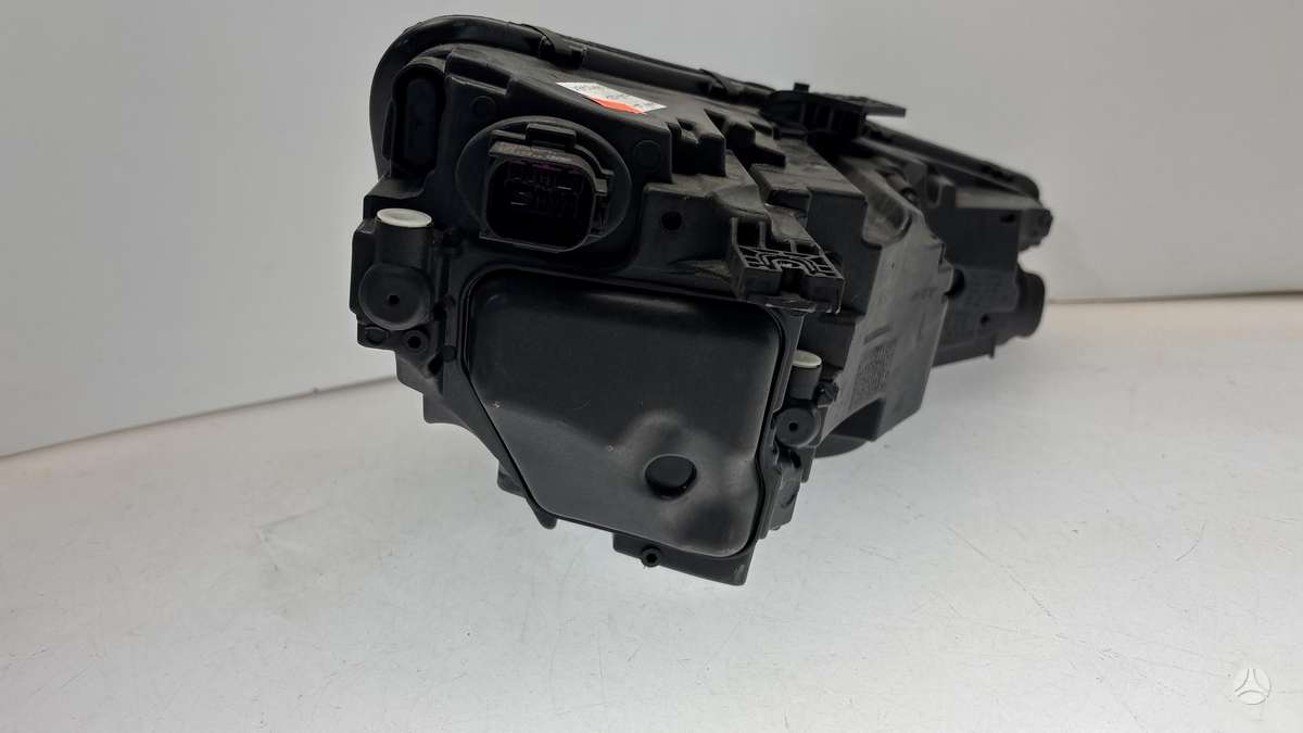 Audi A4, 8W0941033D, Cen31037