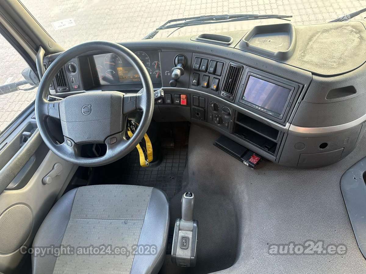 Volvo FM 260, auto transporters