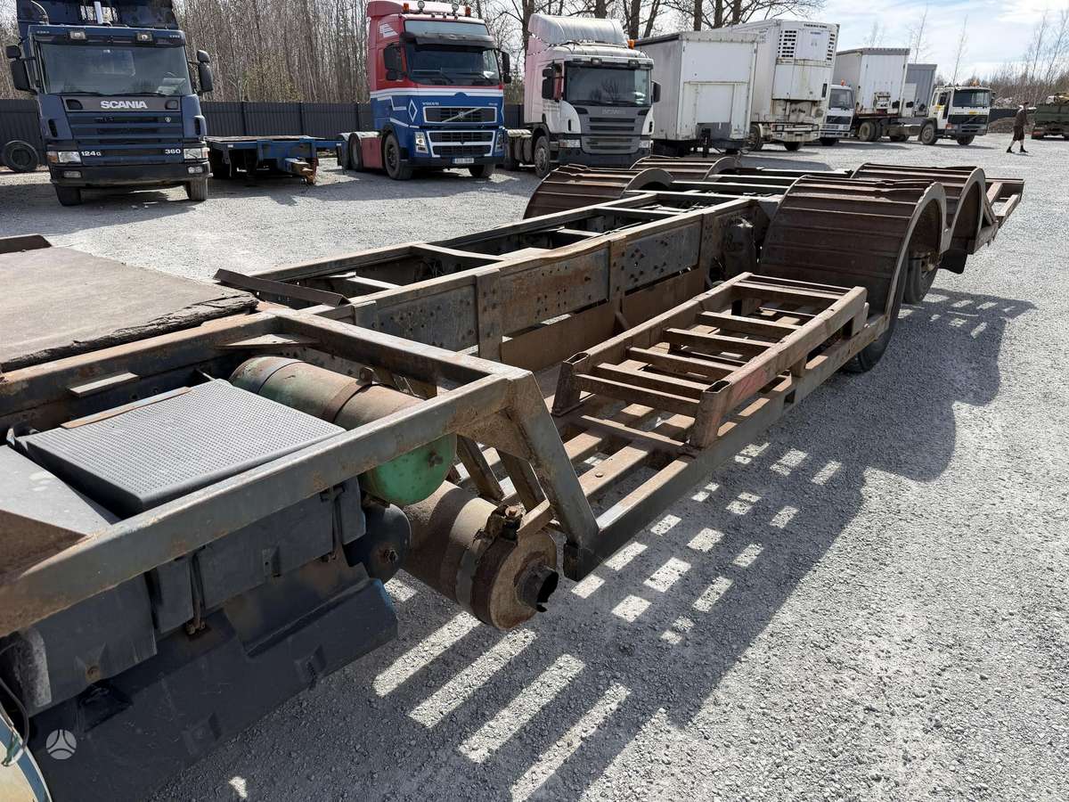 Scania 113 6x2, auto transporters