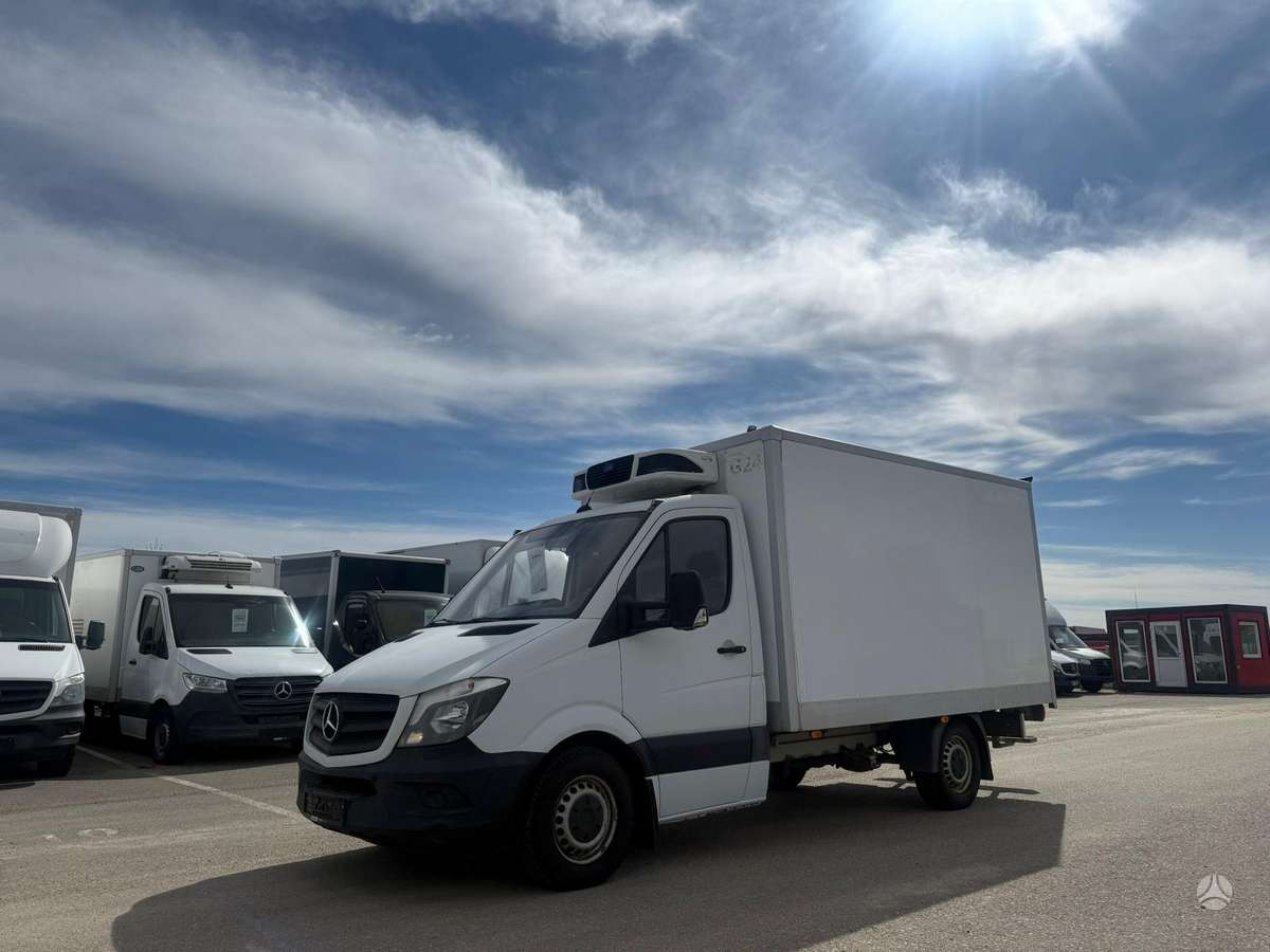 Mercedes-Benz Sprinter, cargo van
